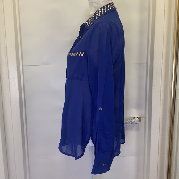 Elegant blue/royal blouse ๐ - Picture 3 of 7